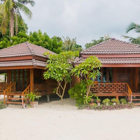 Zodiac Beach Resort リペ島 エクステリア 写真