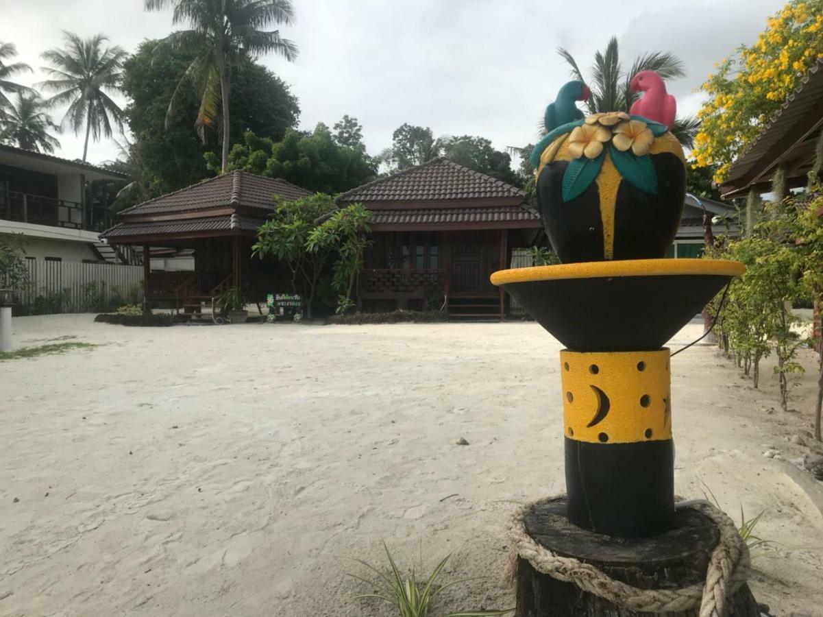 Zodiac Beach Resort リペ島 エクステリア 写真