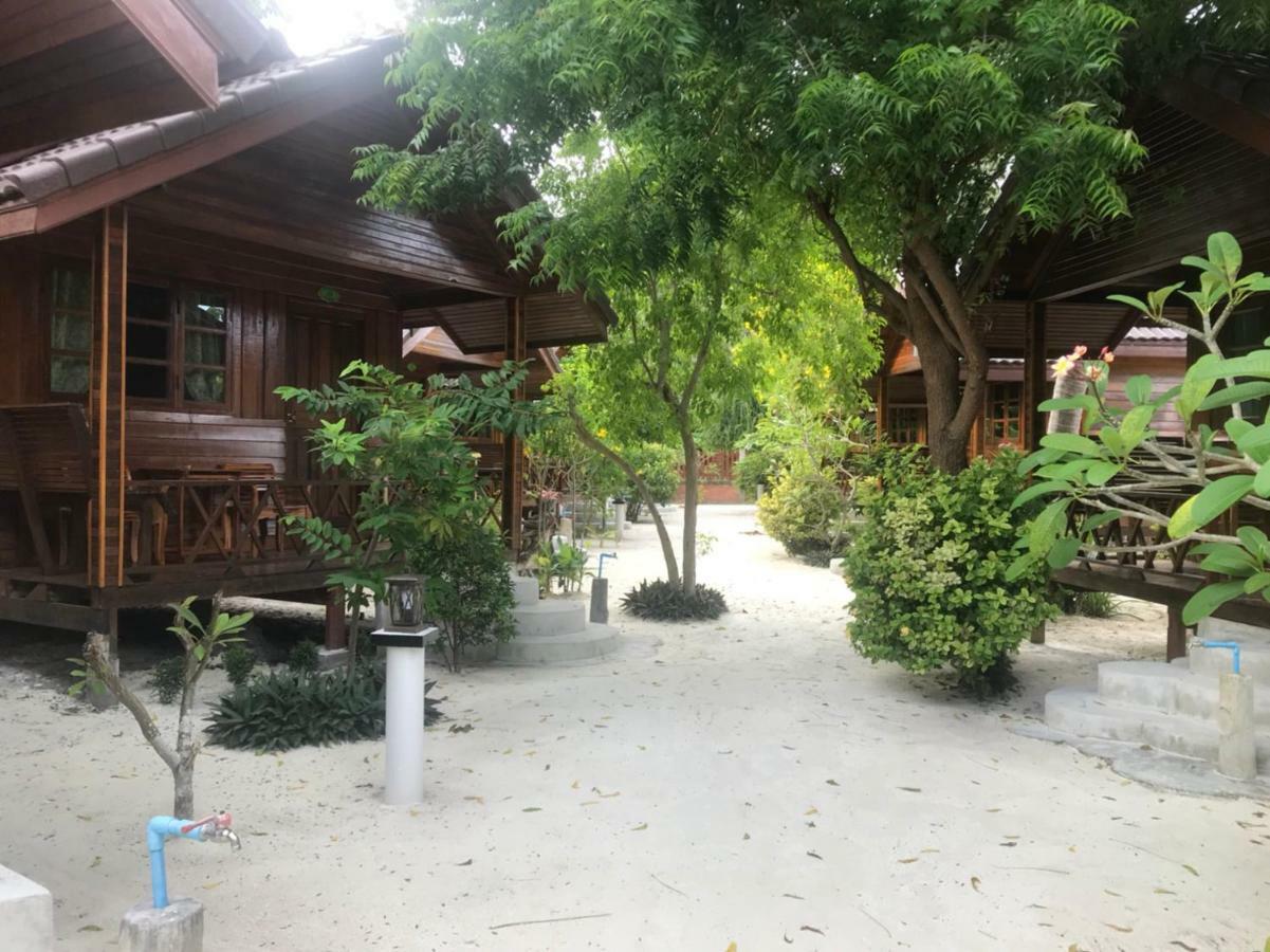 Zodiac Beach Resort リペ島 エクステリア 写真
